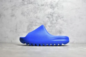LW Batch adidas originals Yeezy, "LW " -  "ID4133"adidas originals Yeezy Slide “Azure”