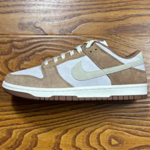 VT Batch DUNK, "VT" - "DD1390-100"Dunk