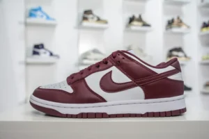 NEW VT Batch DUNK, "NEWVT" - "DD1503-108"DUNK