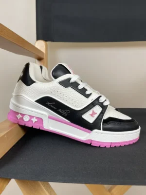 LT LV Trainer, "LT" - "Trainer "