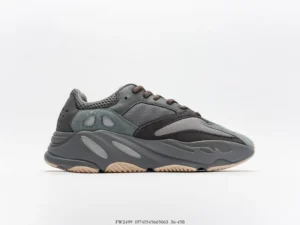Yeezy 700, " GC " -  " FW2499 " Coconut 700 First Generation Black Blue!