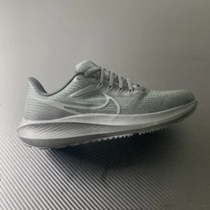 DT Batch NK ZOOM 39, "DT" - "DH4071-006"39