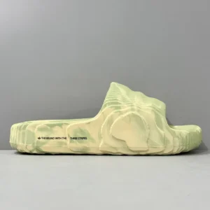 ADILETTE 22, "GY1597"