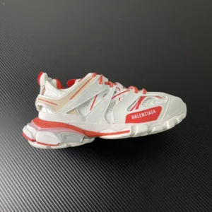 OK Batch Balenciaga 3.0, "OK" - "54202373AC16690" Balenciaga  Track1.0