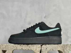 Air Force 1, "3A" - "DZ1382-001" 