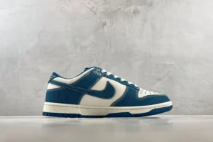 AY Batch DUNK, "AY" - "DV0834-101"
