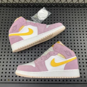 AIR JORDAN 1, "DT" - "DC9517-600"Air Jordan 1 Mid SE “Arctic Pink”