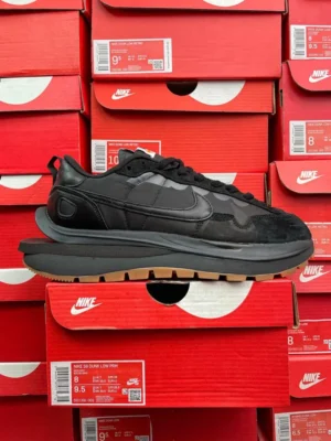 LJ Balance sacai 3.0, "LJ" - "DD1875-001"Fashion Show 3.0 Black Raw Rubber!