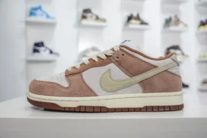 NEW VT Batch DUNK, "NEWVT" - "DD1390-100"DUNK