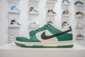 NEW VT Batch DUNK, "NEWVT" - "DR9654-100"DUNK
