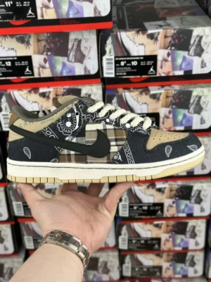 AY Batch DUNK, "AY" - "CT5053-001"