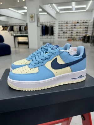 Air Force 1, "3A" - "HF4837-407"  