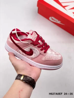 Children DUNK, "DK"