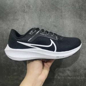 DT Batch NK ZOOM 40, "DT" - "DV3853-001"40