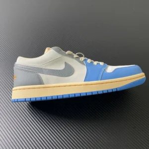 AIR JORDAN 1, "DT" - "DZ5376-469" Air Jordan 1 Low”Tokyo Vintage”