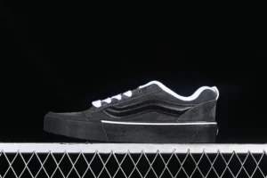 vans Bread shoes, "29" - "VN0009QCCUDY"Vans bread shoes premium black