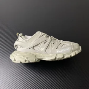 Batch Balenciaga 3.0, "" - "542023W3CN29700" Balenciaga Track 1.0