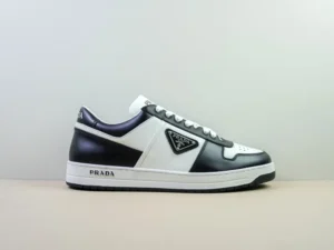 PT Batch PRADA, "PT"