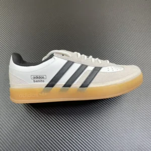 AD Sambas, "TOP Batch" - "IF9735"This is the Samba Bad Rabbit produced by the TOP factory