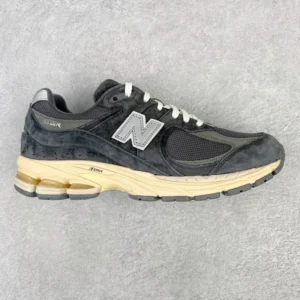 M Batch New Balance 2002, "M" - Batch "M2002RHO"New Balance 2002