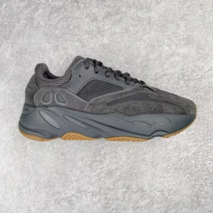 Yeezy 700, "S2" - "FV5304"Coconut 700 First Generation Black Gum!