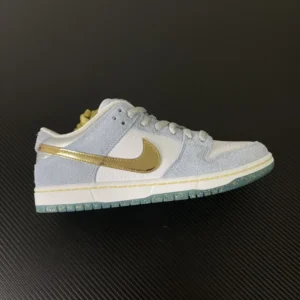 T1 Batch DUNK, "T1" - "DC9936-100"Nike Dunk SB Low SB Pro OS “Holiday Special”