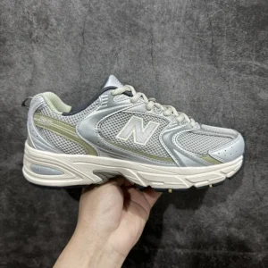 DT Batch New Balance 530, "DT" - "MR530KMW"New Balance 530 Light Grey!