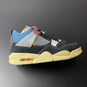 AIR JORDAN 4, "X" - "DC9533-001"Batch Union LA x Jordan Air Jordan 4 retro sp “off noir”