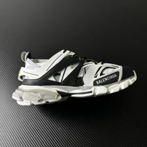 Batch Balenciaga 3.0, " 5420233AD11225" Balenciaga Track 1.0