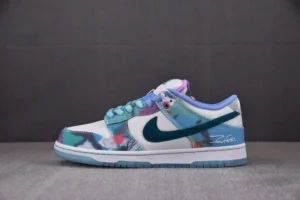 TOP/S2 Batch DUNK, "TOP" -  H"F6061-400 "Futura Laboratories x NK Dunk SB