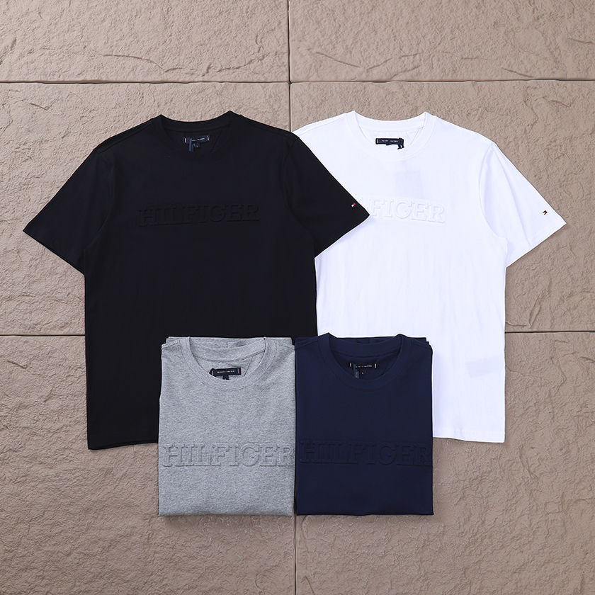 TOMMY HILFIGER T-SHIRT