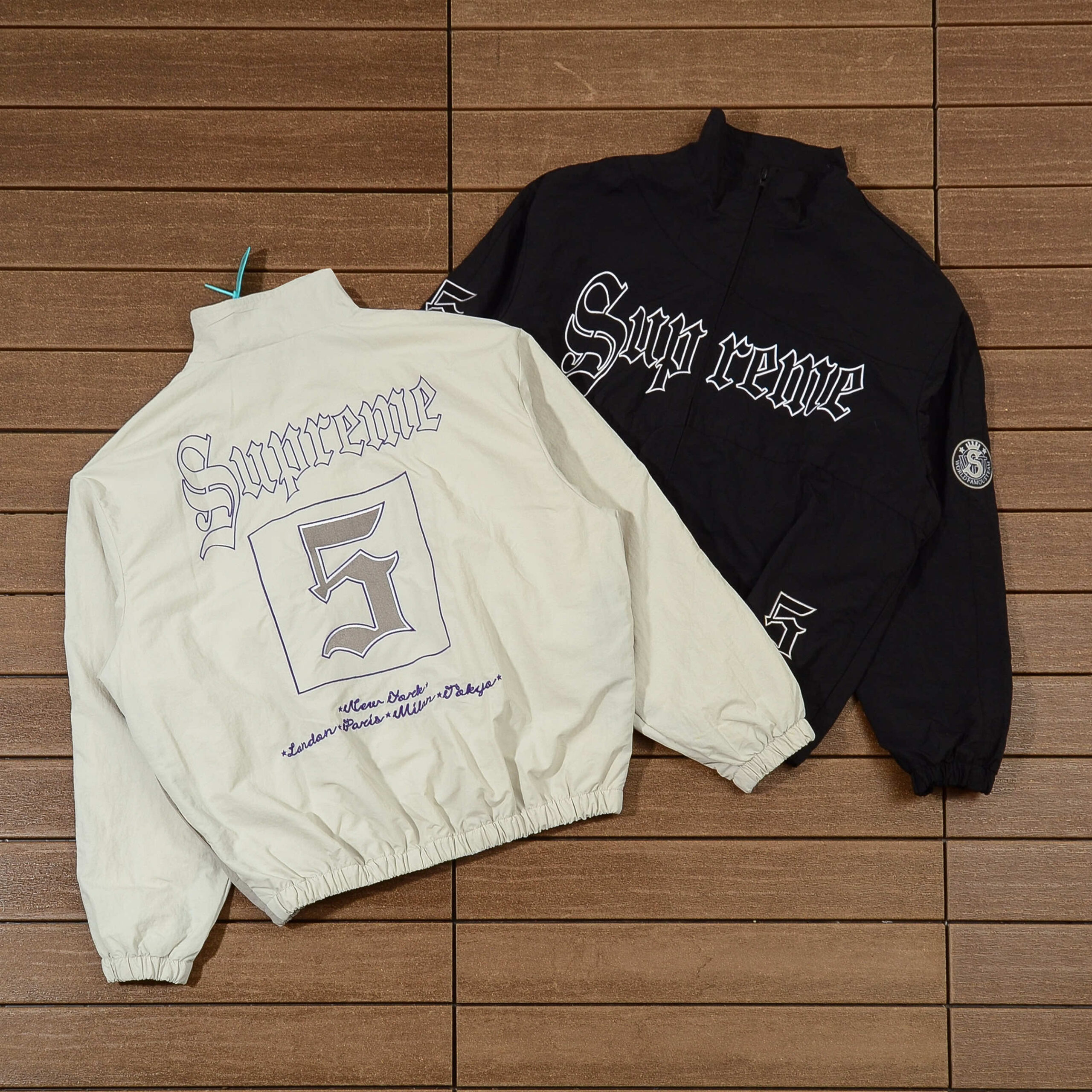 SUPREME JACKET