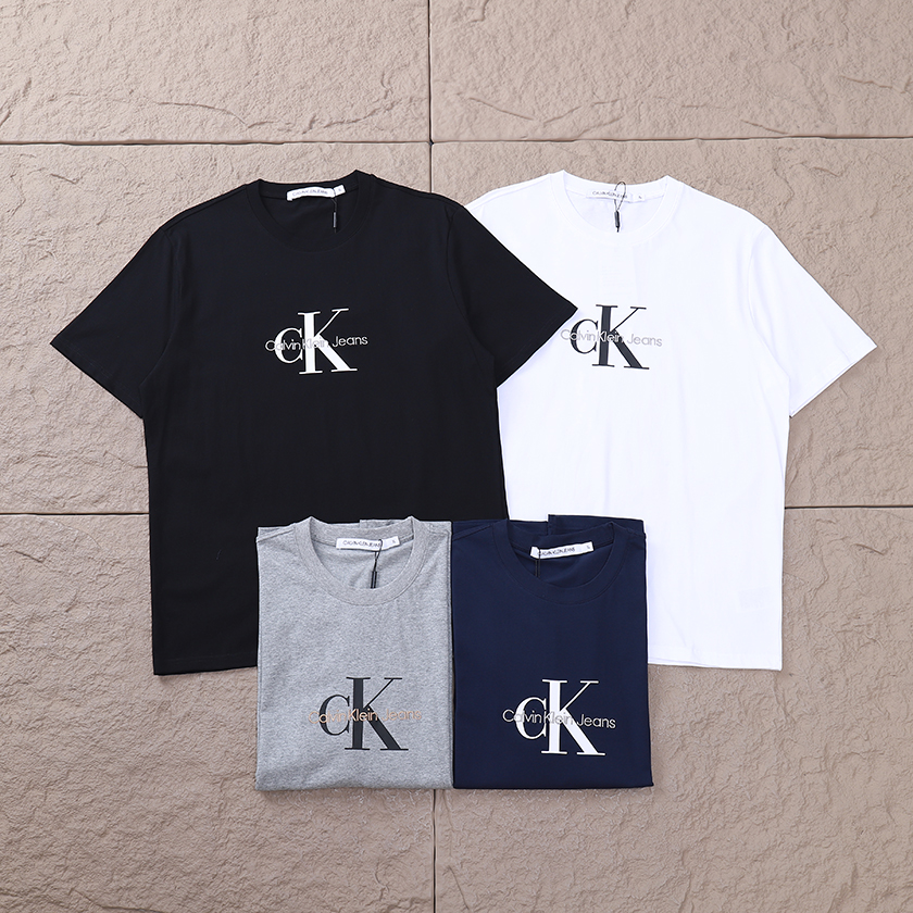 CALVIN KLEIN T-SHIRT