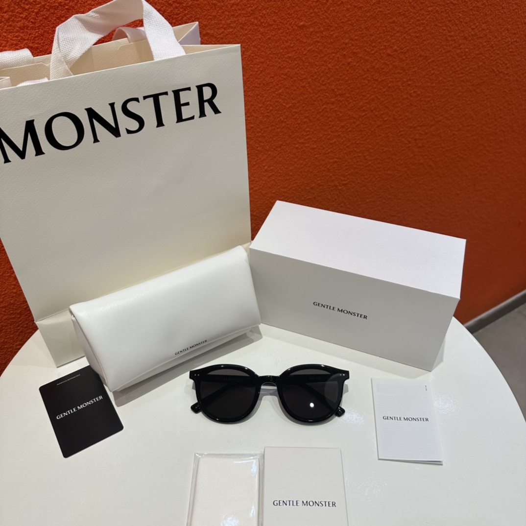 GENTLE MONSTER GLASSES