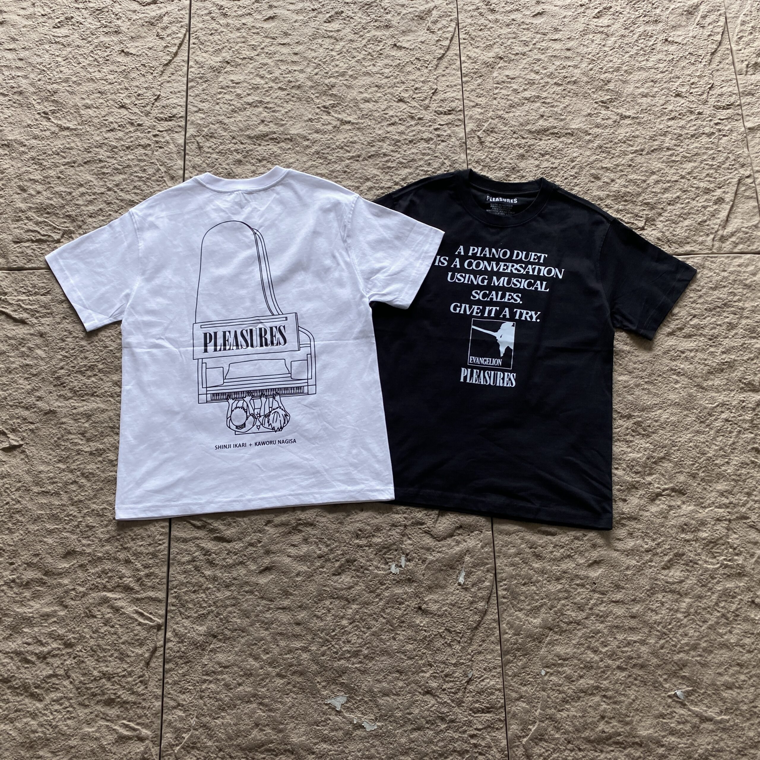 PLEASURES T-SHIRT
