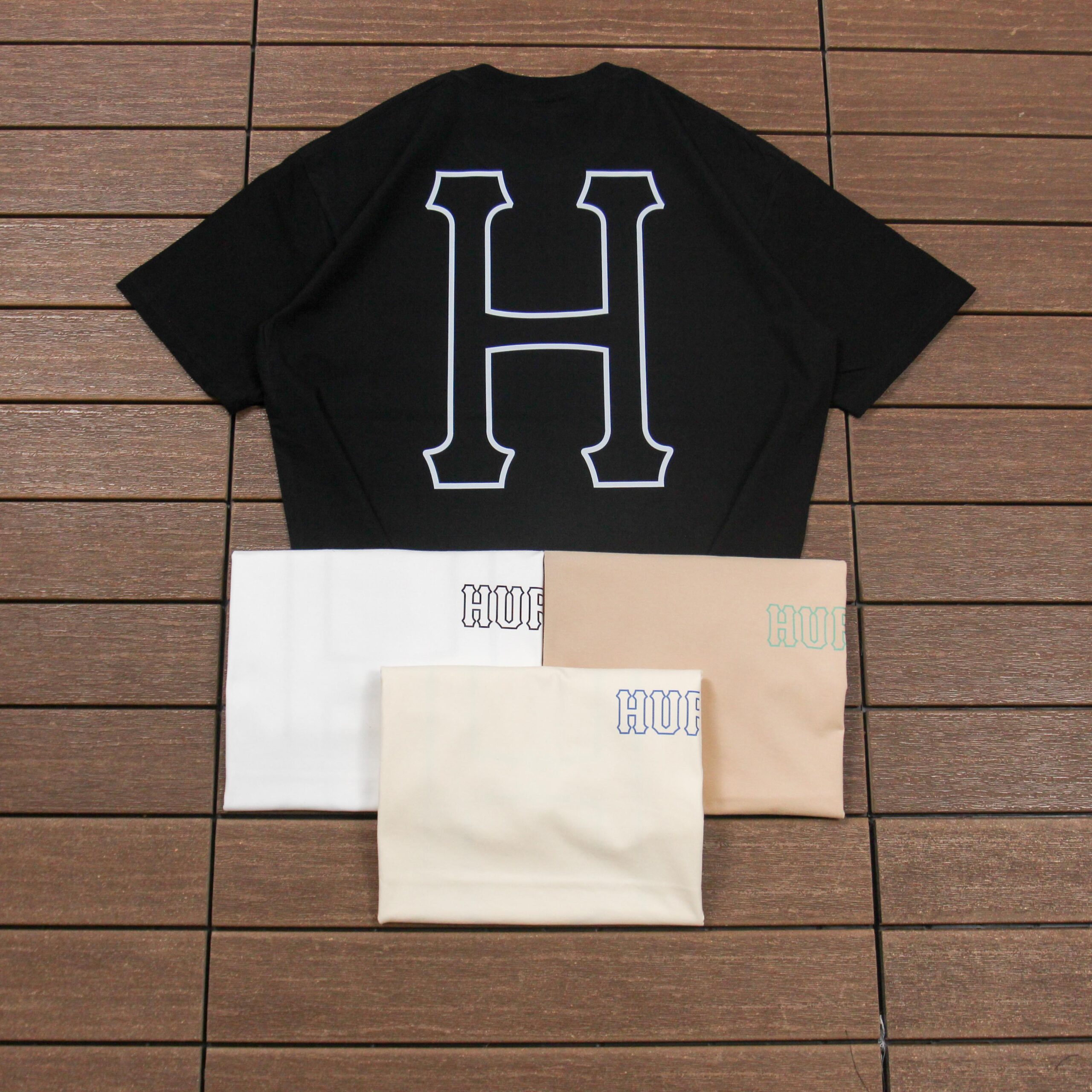 HUF T-SHIRT