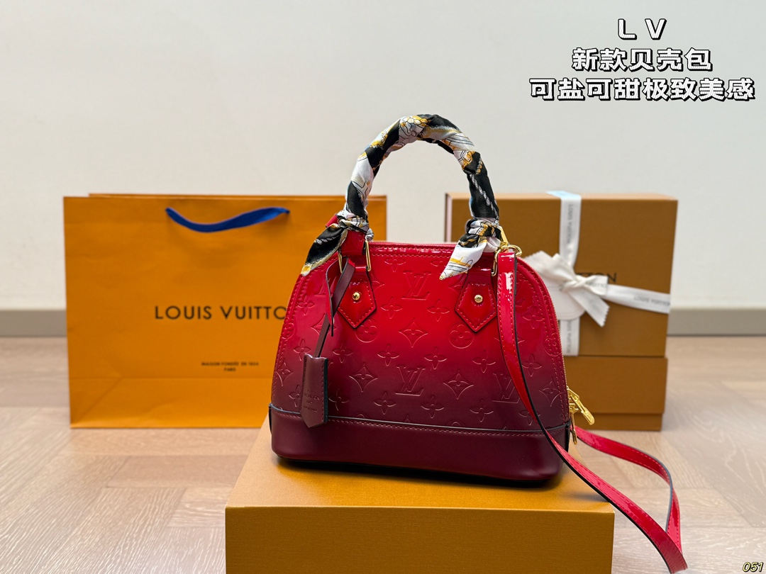 LV BAG