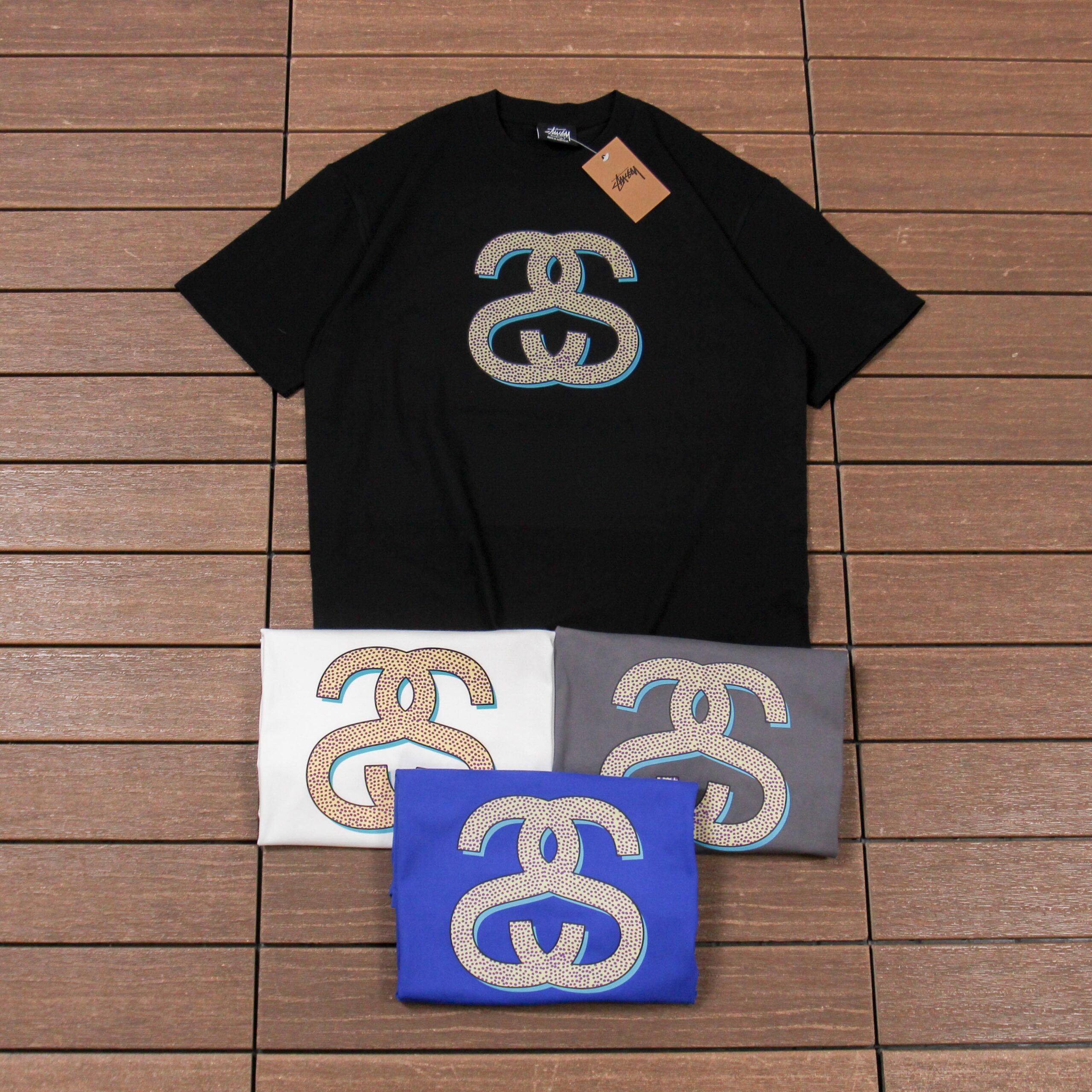 STUSSY T-SHIRT