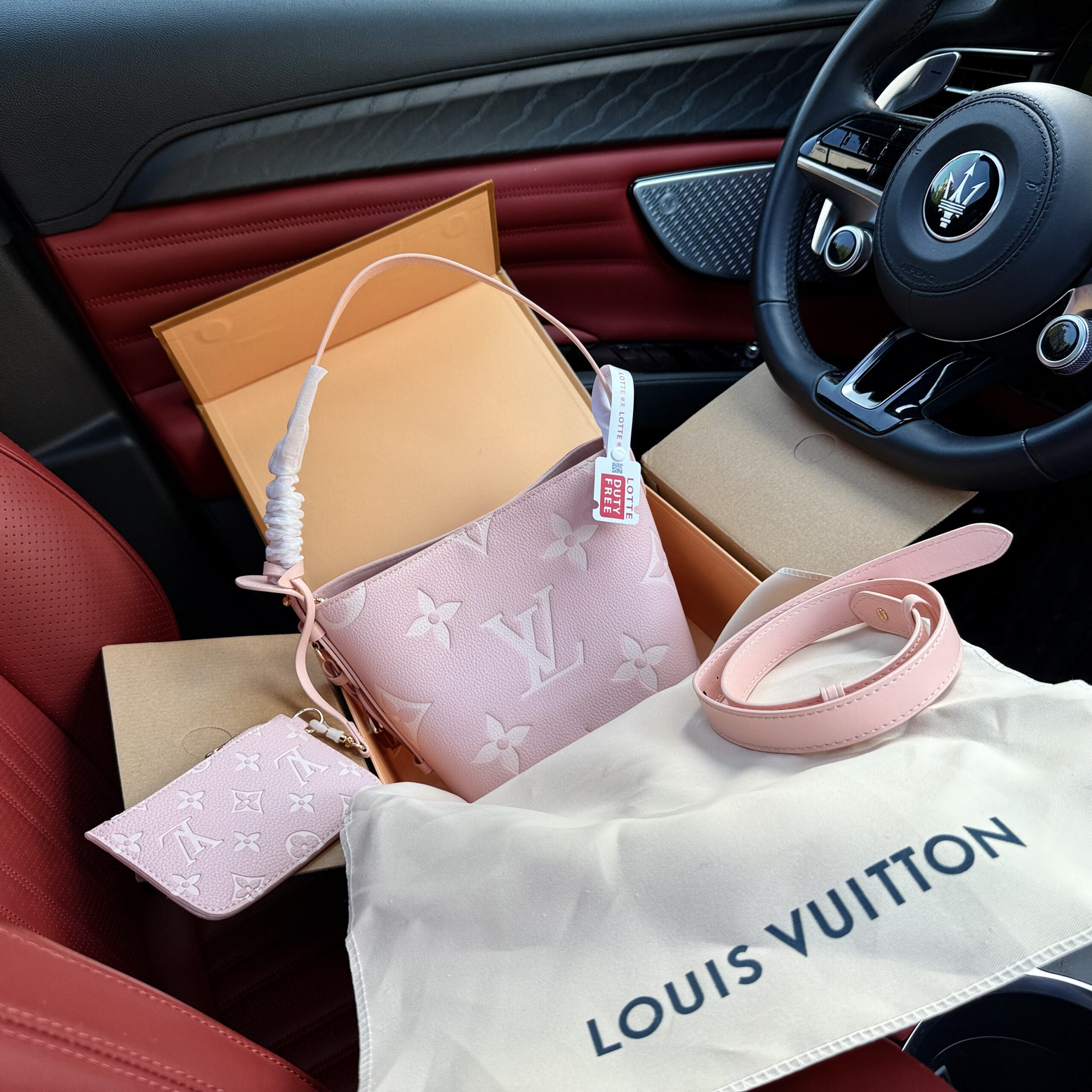 LV BAG