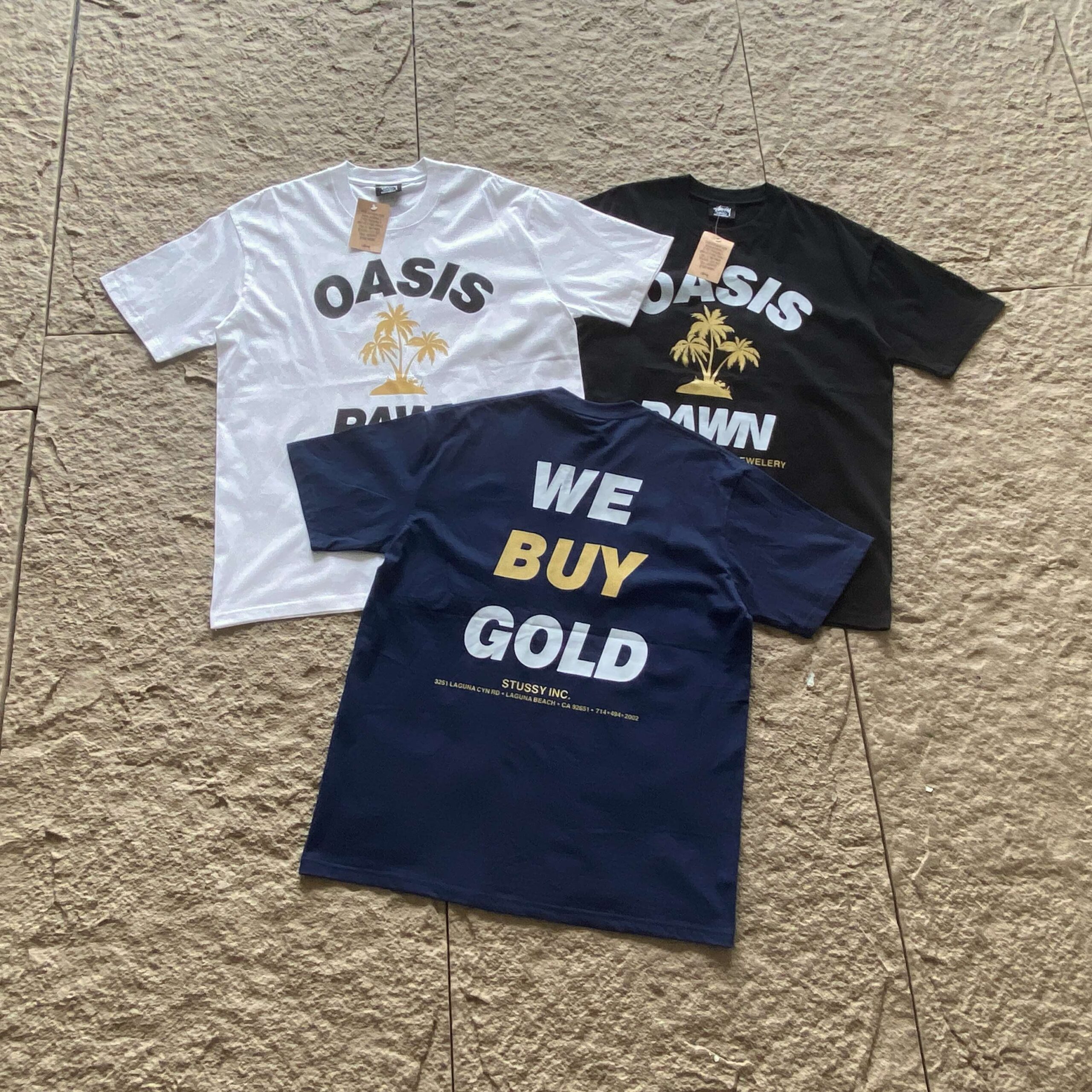 STUSSY T-SHIRT