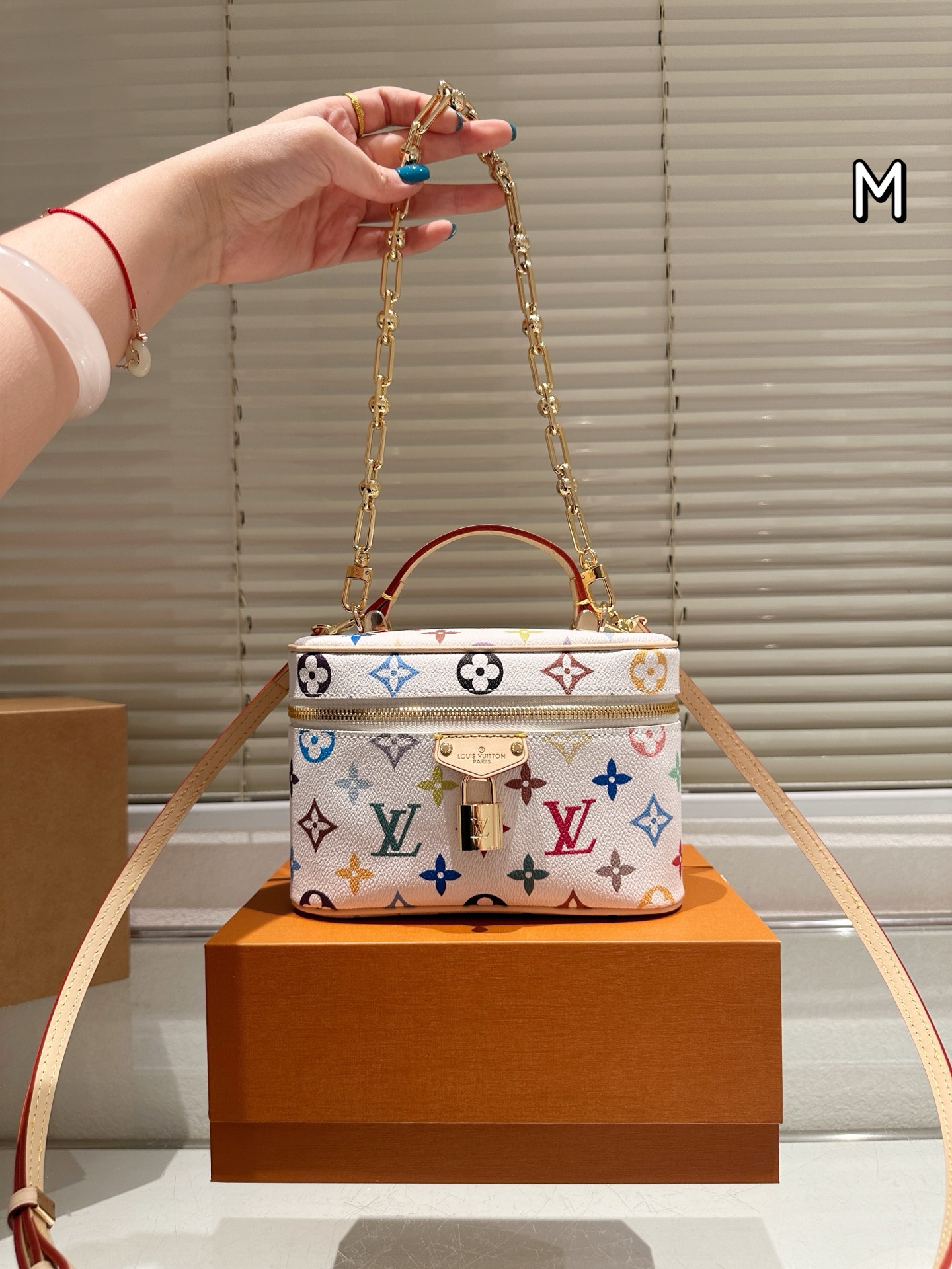 LV BAG