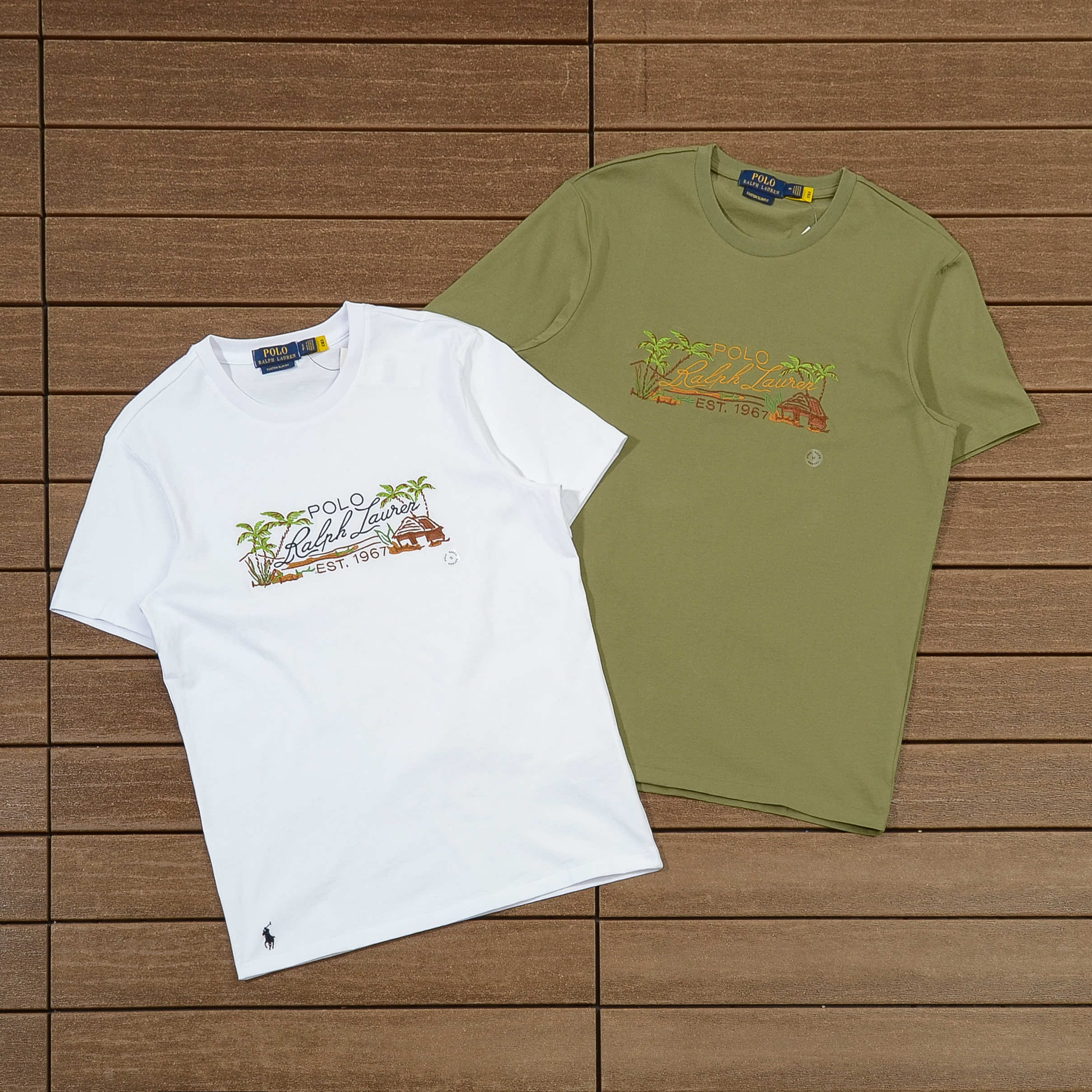 RALPH LAURN T-SHIRT