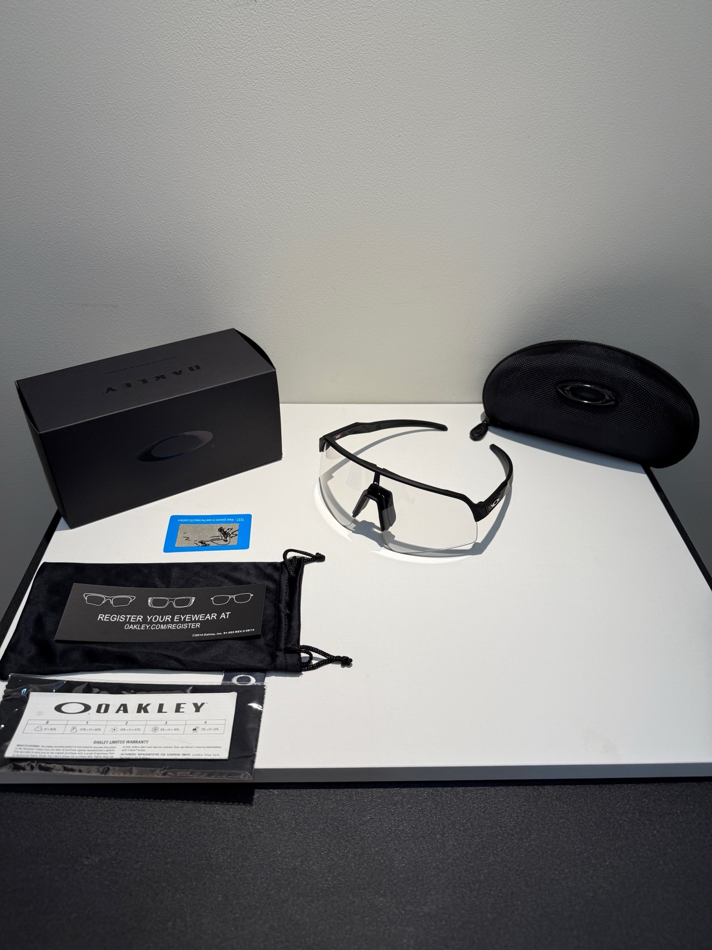 OAKLEY GLASSES