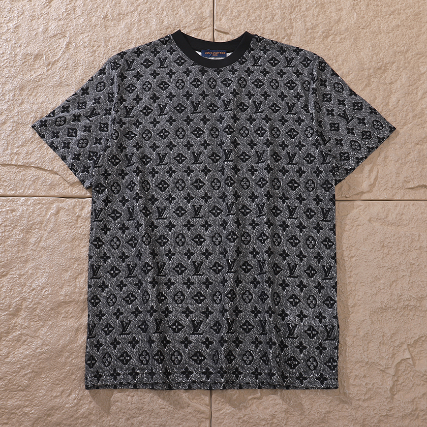 LOUIS VUITTON T-SHIRT