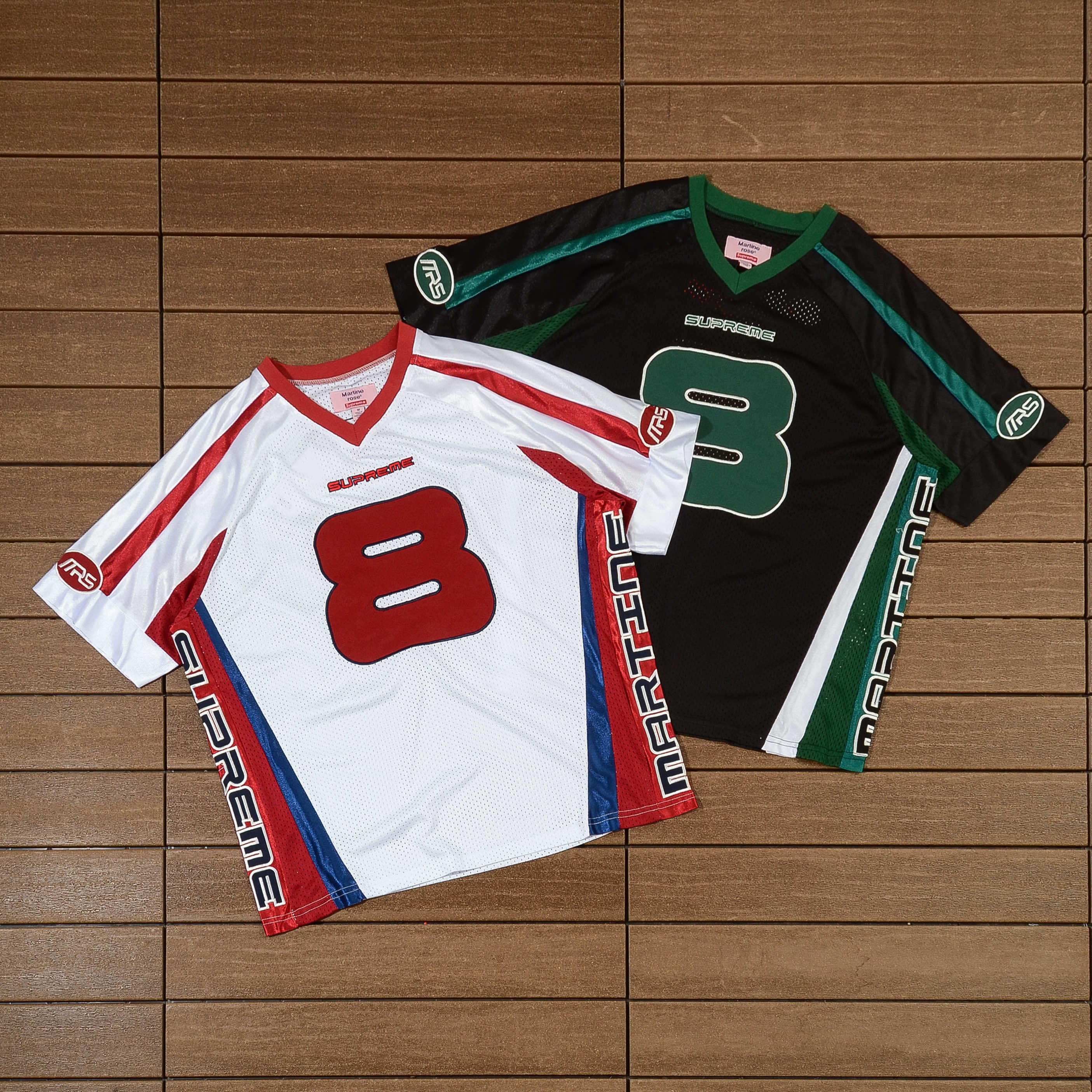 SUPREME T-SHIRT