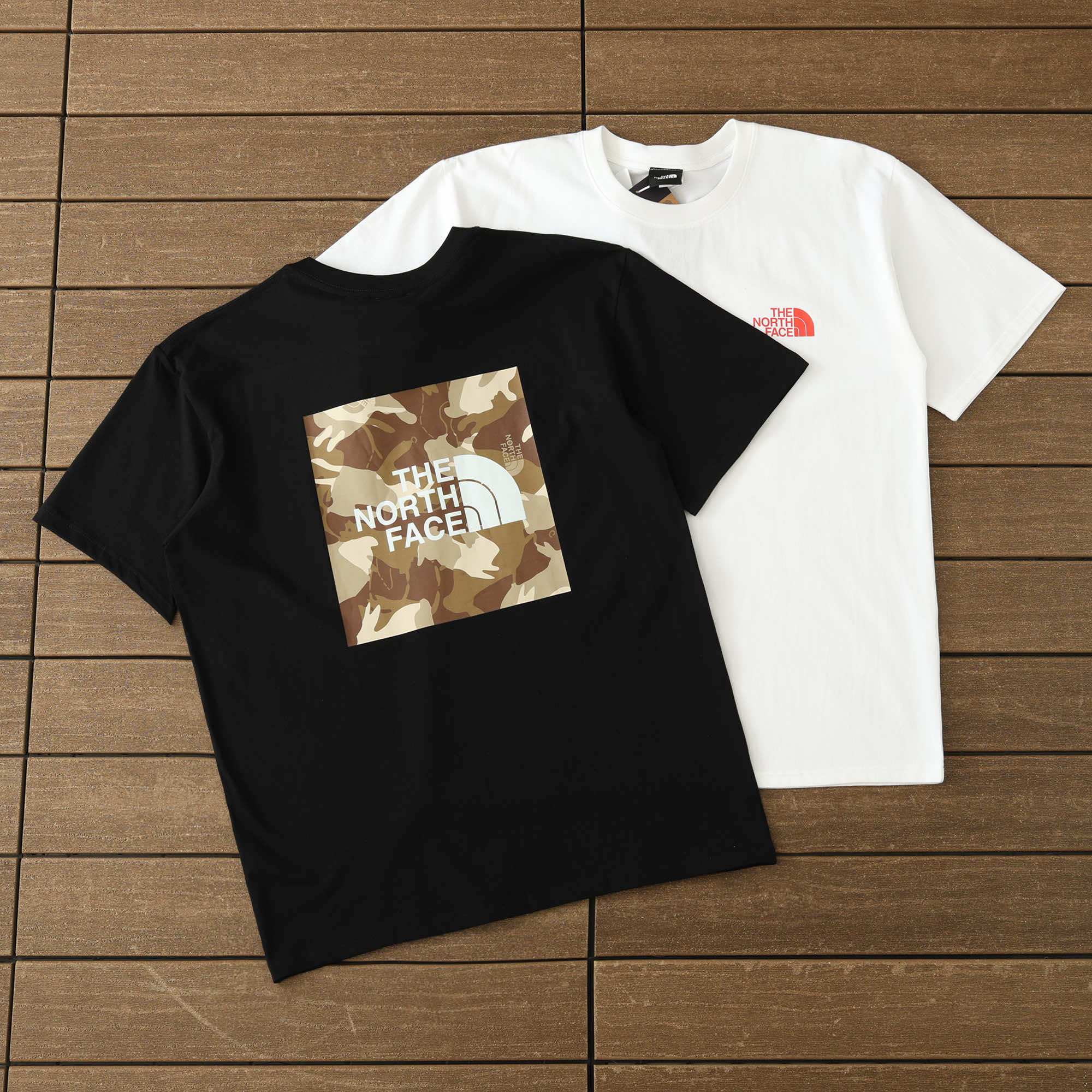 THE NORTH FACE T-SHIRT