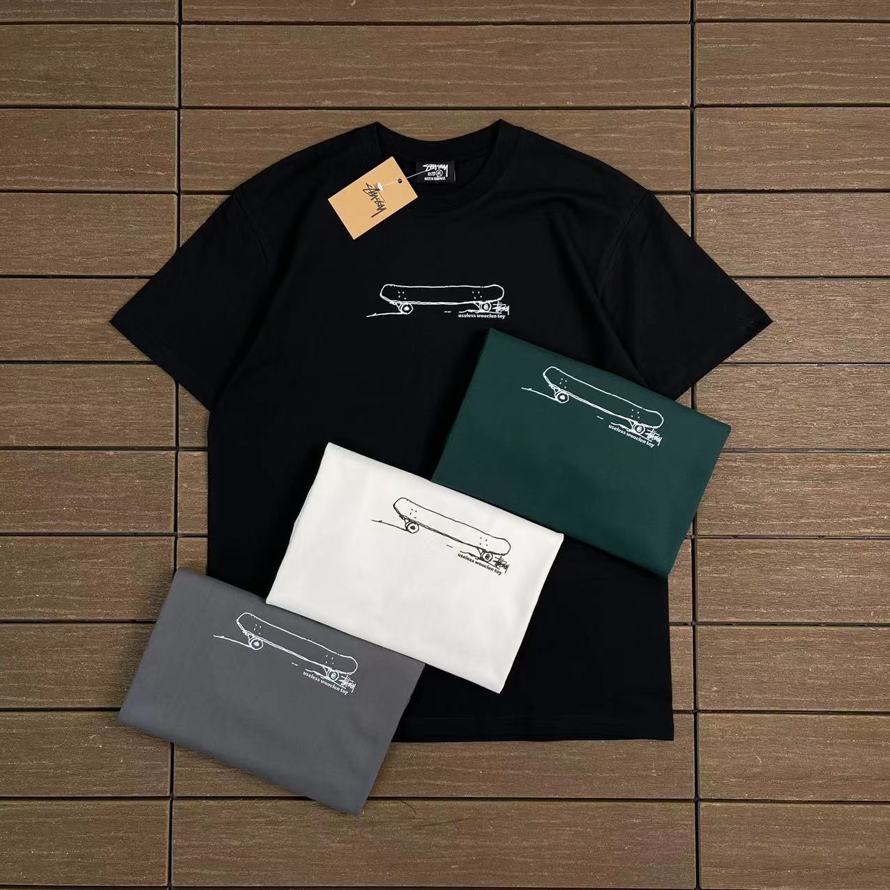 STUSSY T-SHIRT