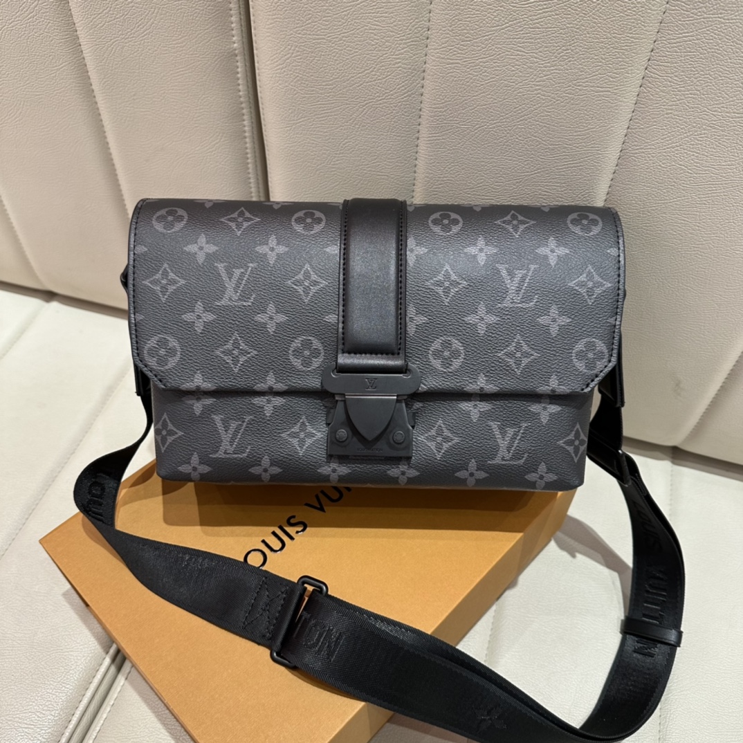 LV BAG