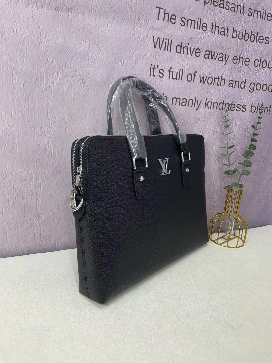 LV BAG