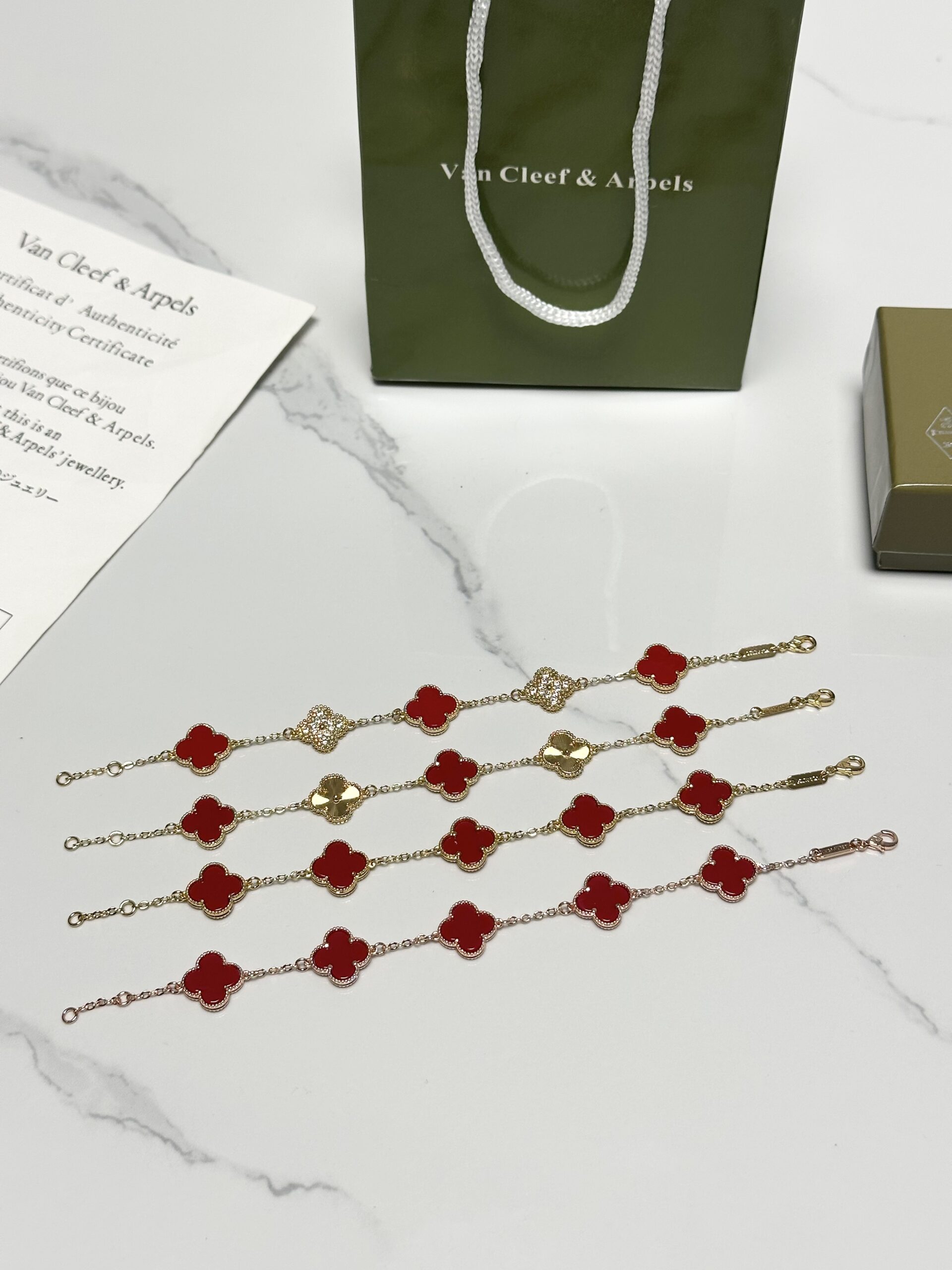 Van Cleef & Arpels JEWELRY